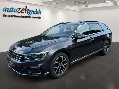 Used VOLKSWAGEN PASSAT Hybrid 2021 Ad 