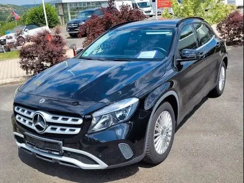 Annonce MERCEDES-BENZ CLASSE GLA Essence 2019 d'occasion Allemagne