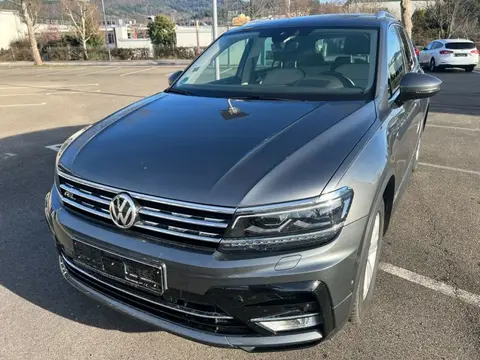 Used VOLKSWAGEN TIGUAN Petrol 2017 Ad 