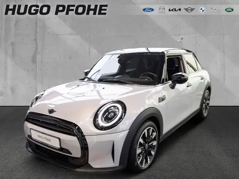 Used MINI COOPER Petrol 2023 Ad Germany