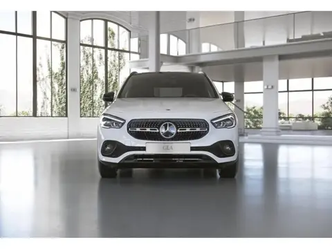 Annonce MERCEDES-BENZ CLASSE GLA Essence 2023 d'occasion Allemagne