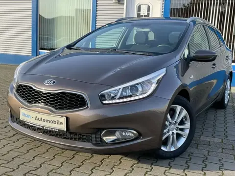 Used KIA CEED Petrol 2015 Ad 