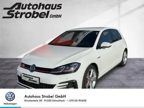 Used VOLKSWAGEN GOLF Petrol 2017 Ad 