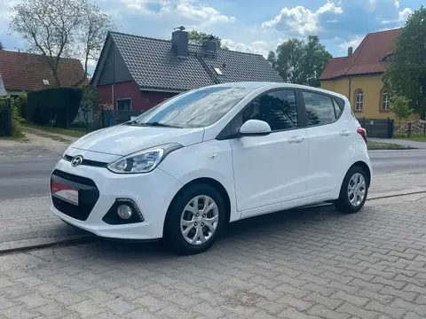 Used HYUNDAI I10 Petrol 2016 Ad 