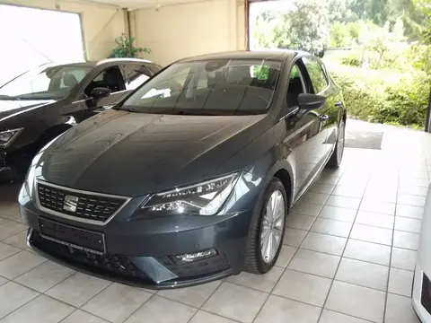 Used SEAT LEON Petrol 2019 Ad 