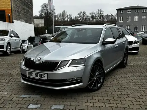 Used SKODA OCTAVIA Diesel 2019 Ad 