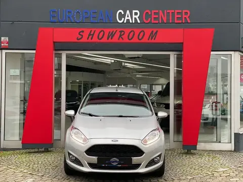 Used FORD FIESTA Petrol 2016 Ad Germany