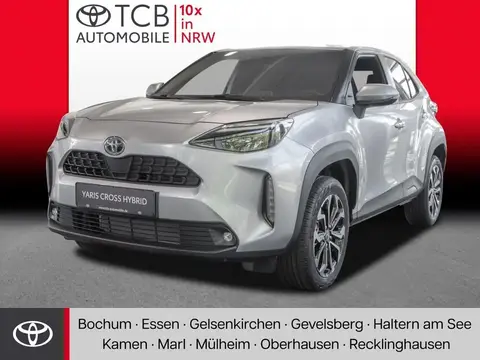 Used TOYOTA YARIS Hybrid 2023 Ad Germany