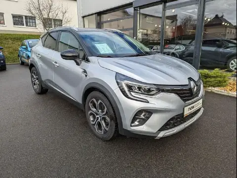 Used RENAULT CAPTUR Hybrid 2021 Ad 