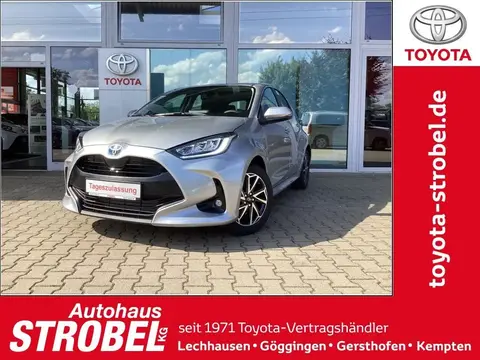 Annonce TOYOTA YARIS Hybride 2023 d'occasion Allemagne