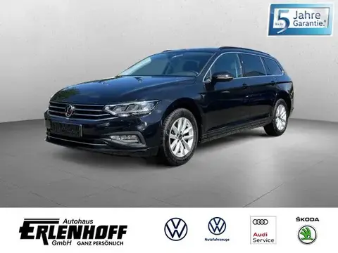 Used VOLKSWAGEN PASSAT Petrol 2022 Ad 