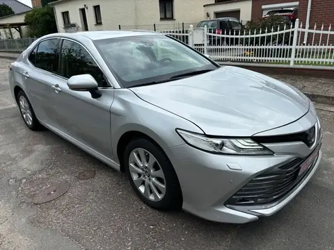 Used TOYOTA CAMRY Hybrid 2019 Ad 