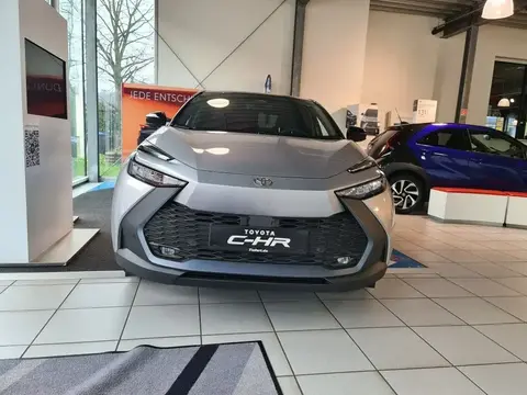 Used TOYOTA C-HR Hybrid 2024 Ad 