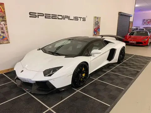 Used LAMBORGHINI AVENTADOR Petrol 2015 Ad 