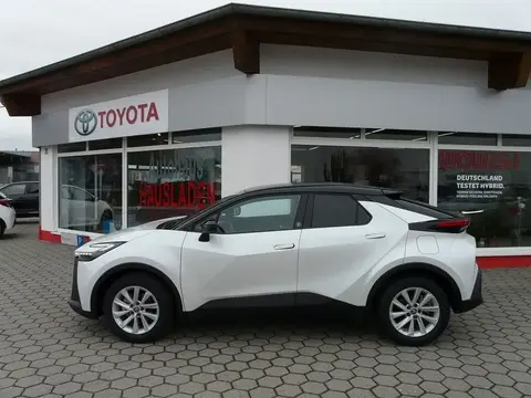 Used TOYOTA C-HR Hybrid 2024 Ad 