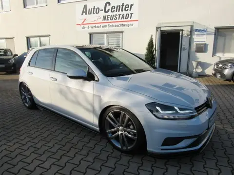 Used VOLKSWAGEN GOLF Petrol 2018 Ad 