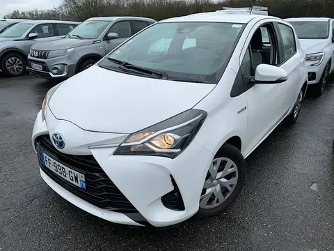 Used TOYOTA YARIS Hybrid 2019 Ad 