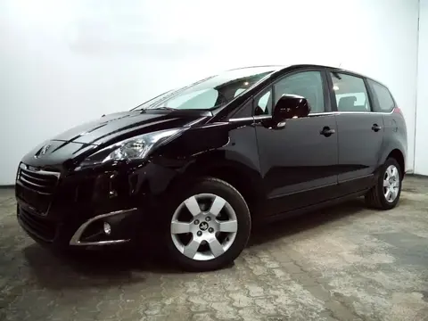 Used PEUGEOT 5008 Petrol 2015 Ad 