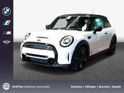 Used MINI COOPER Petrol 2024 Ad 