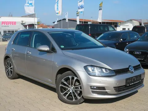 Used VOLKSWAGEN GOLF Petrol 2016 Ad 