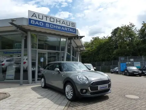 Used MINI ONE Petrol 2018 Ad Germany