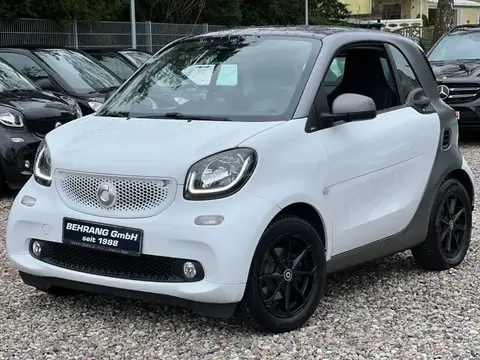 Annonce SMART FORTWO Essence 2017 d'occasion Allemagne