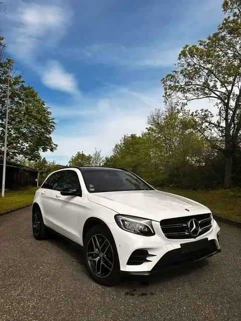 Used MERCEDES-BENZ CLASSE GLC Petrol 2016 Ad 