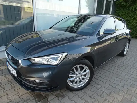 Used SEAT LEON Petrol 2020 Ad 