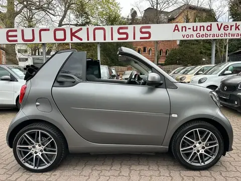 Used SMART FORTWO Petrol 2018 Ad Germany