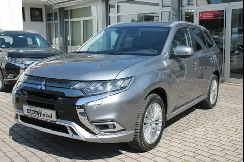 Used MITSUBISHI OUTLANDER Hybrid 2020 Ad 