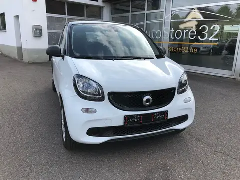 Used SMART FORFOUR Petrol 2019 Ad Germany