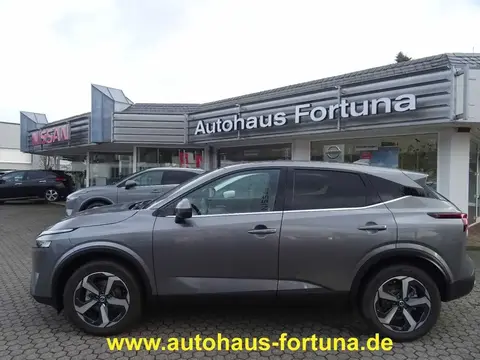 Used NISSAN QASHQAI Petrol 2022 Ad Germany