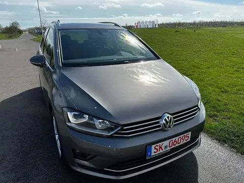 Used VOLKSWAGEN GOLF Petrol 2015 Ad 