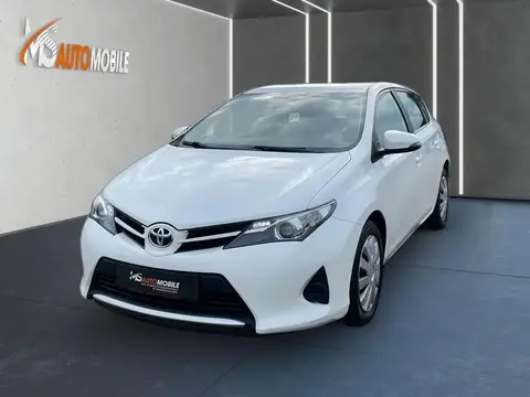 Used TOYOTA AURIS Petrol 2014 Ad 