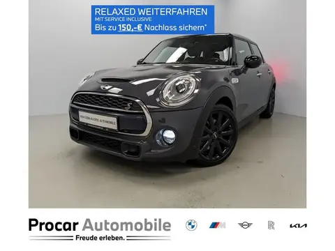 Used MINI COOPER Petrol 2017 Ad Germany