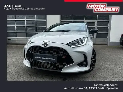 Used TOYOTA YARIS Hybrid 2022 Ad 