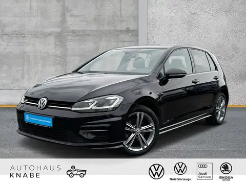 Used VOLKSWAGEN GOLF Petrol 2018 Ad 