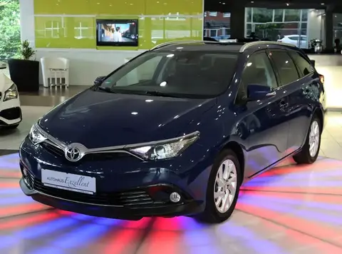 Used TOYOTA AURIS Petrol 2018 Ad 