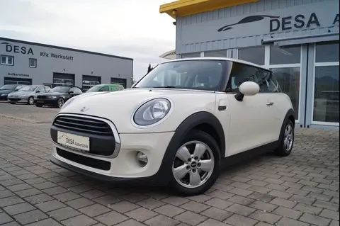 Used MINI ONE Petrol 2017 Ad Germany