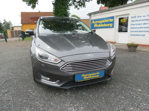 Used FORD FOCUS Petrol 2015 Ad Germany