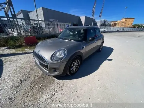 Used MINI ONE Diesel 2018 Ad 