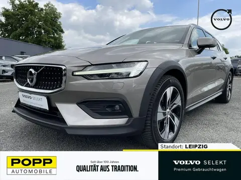 Used VOLVO V60 Diesel 2020 Ad Germany