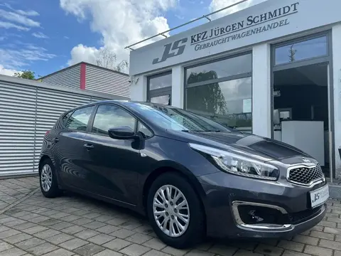 Used KIA CEED Petrol 2018 Ad 