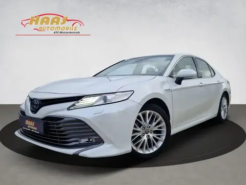 Used TOYOTA CAMRY Hybrid 2019 Ad 