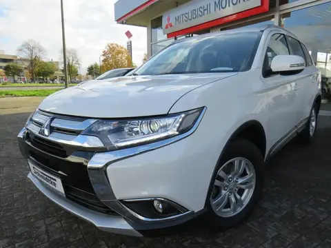 Annonce MITSUBISHI OUTLANDER Essence 2017 d'occasion Allemagne