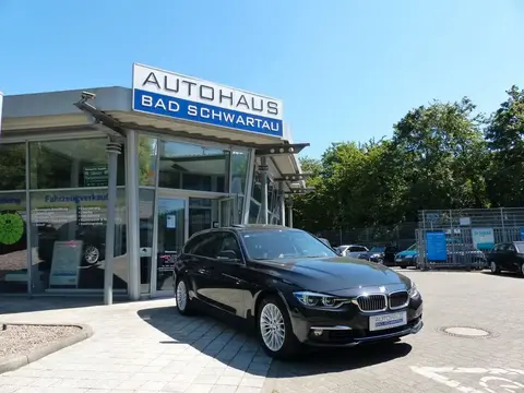 Used BMW SERIE 3 Petrol 2017 Ad 