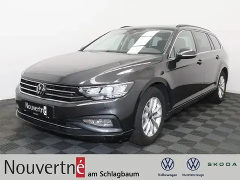 Used VOLKSWAGEN PASSAT Petrol 2023 Ad 