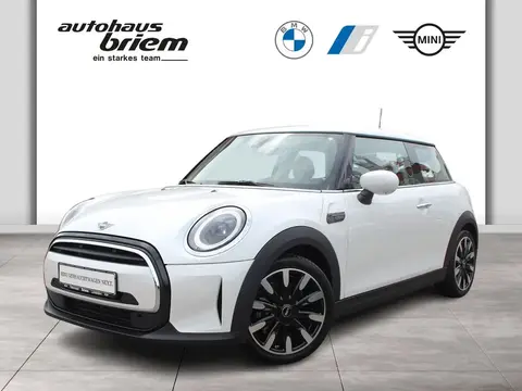 Used MINI COOPER Petrol 2023 Ad Germany