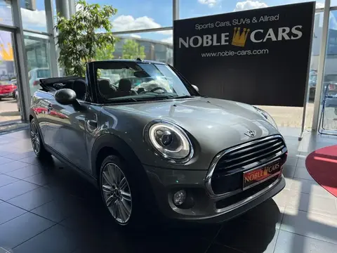 Used MINI COOPER Petrol 2017 Ad Germany