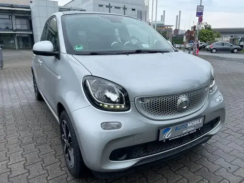 Annonce SMART FORFOUR Essence 2015 d'occasion Allemagne